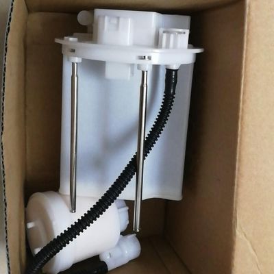 Filtre à carburant TOYOTA AURIS 77024-05010 avec papier filtre importé Matériau de filtre intérieur