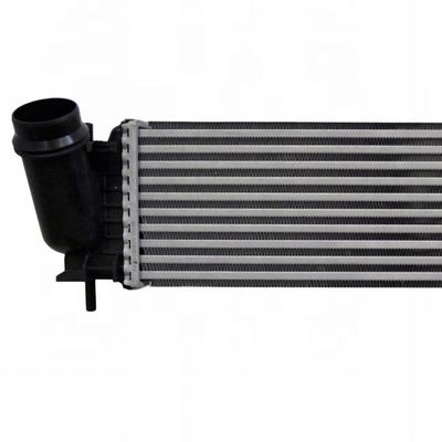 Intercoolant pour Nissan Navara NP300 Renault Alaska 2.5 dCi 4x4 144614KV1A 2014- haut-