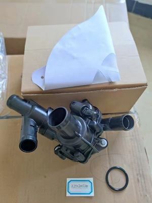 Pompes à eau de logement à thermostat A 270 200 22 00 et pour Mercedes-Benz A/B/GLA-CLASS CLA