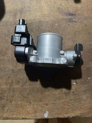 Toyota Hilux KUN25 KUN26 2KD 26100-0L010 26100-30070 Corps de l'accélérateur Assy Année 1986-1991