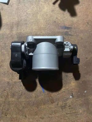 Toyota Hilux KUN25 KUN26 2KD 26100-0L010 26100-30070 Corps de l'accélérateur Assy Année 1986-1991