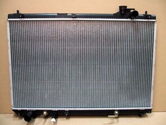 Radiateur de refroidissement du moteur Pour Toyota Landcruiser 16400-67140 16400-67121 16400-67120