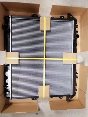 Commutateur de levage de fenêtre et 16400-05160 OE NO. Radiateur brasé manuel pour Toyota Hilux 5L