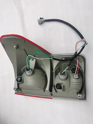 12V de lumière arrière pour Toyota Tundra 07-09 81560-0C070 2006- Voltage 12V Année 2006- 12V