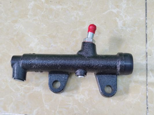 46801-00Z05 Cylindre maître d'embrayage Pour camion NISSAN UD