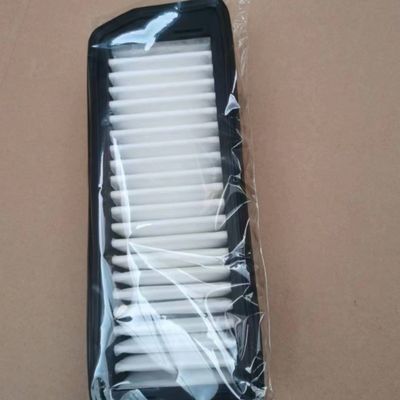 13780-67M00 élément de filtre à air Suzuki Celerio 2014 Filtre à air automobile