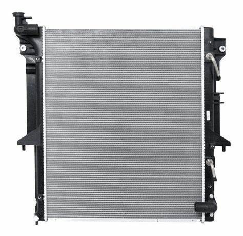 Radiateur personnalisé pour MITSUBISHI L200 Triton 3.5 4WD MN135119 1350A346 et Durable